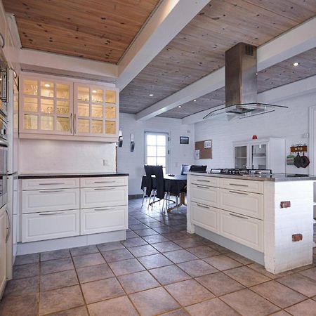 Awesome Home In Bredebro With Kitchen Ballum Екстериор снимка