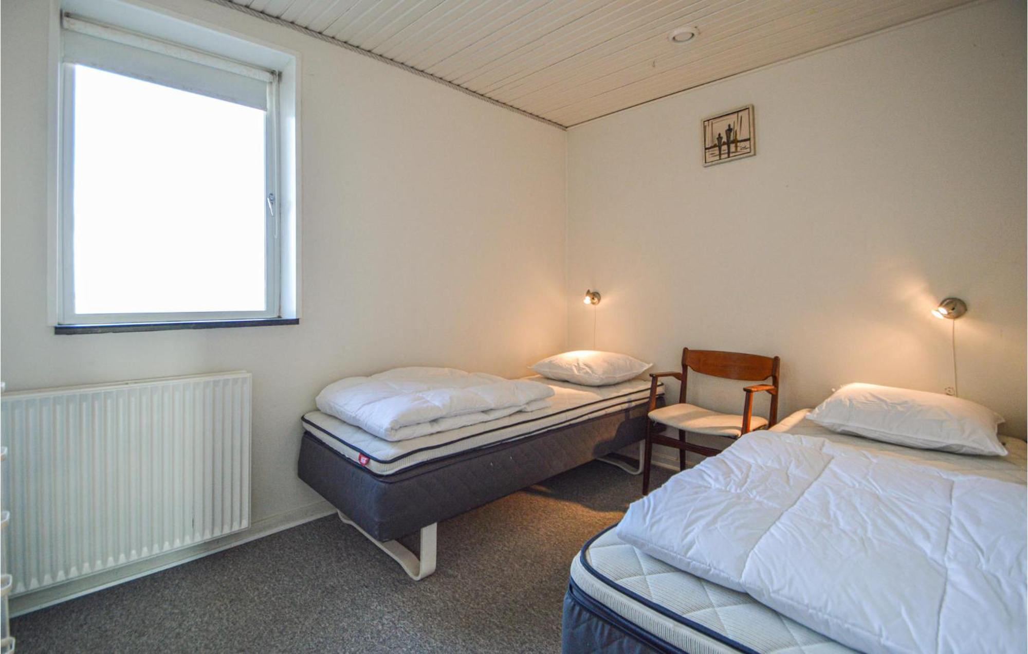 Awesome Home In Bredebro With Kitchen Ballum Екстериор снимка